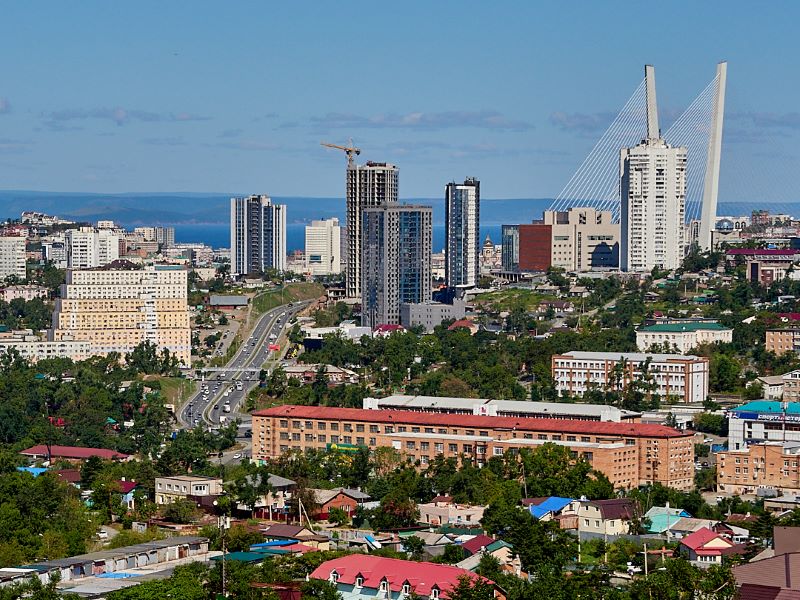 Жители Владивостока могут получить до 1,5 млн рублей на строительства скверов и детских площадок